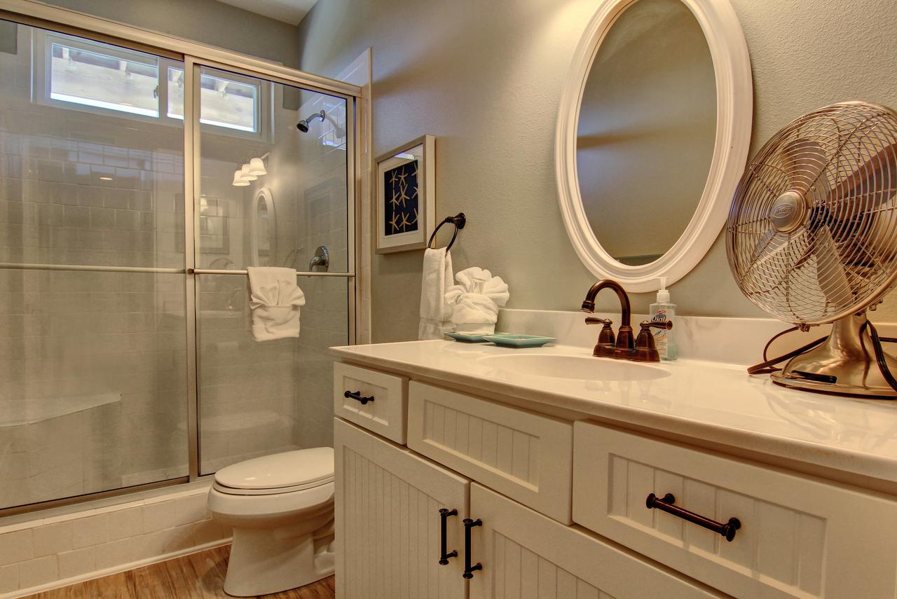 745PP-The View - thumb 2