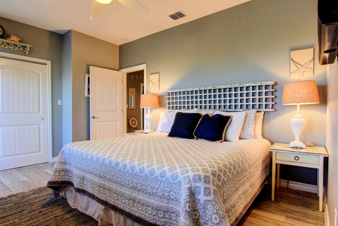 745PP-The View - thumb 26