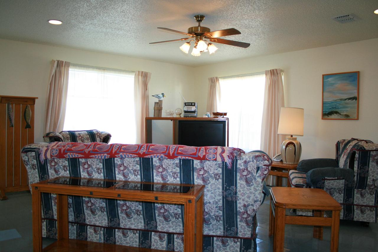 DC613-Dolphin Circle - thumb 19