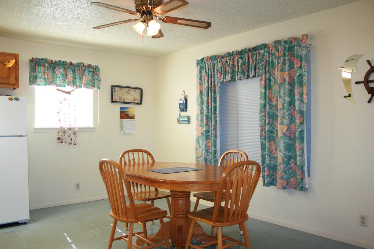 DC613-Dolphin Circle - thumb 12