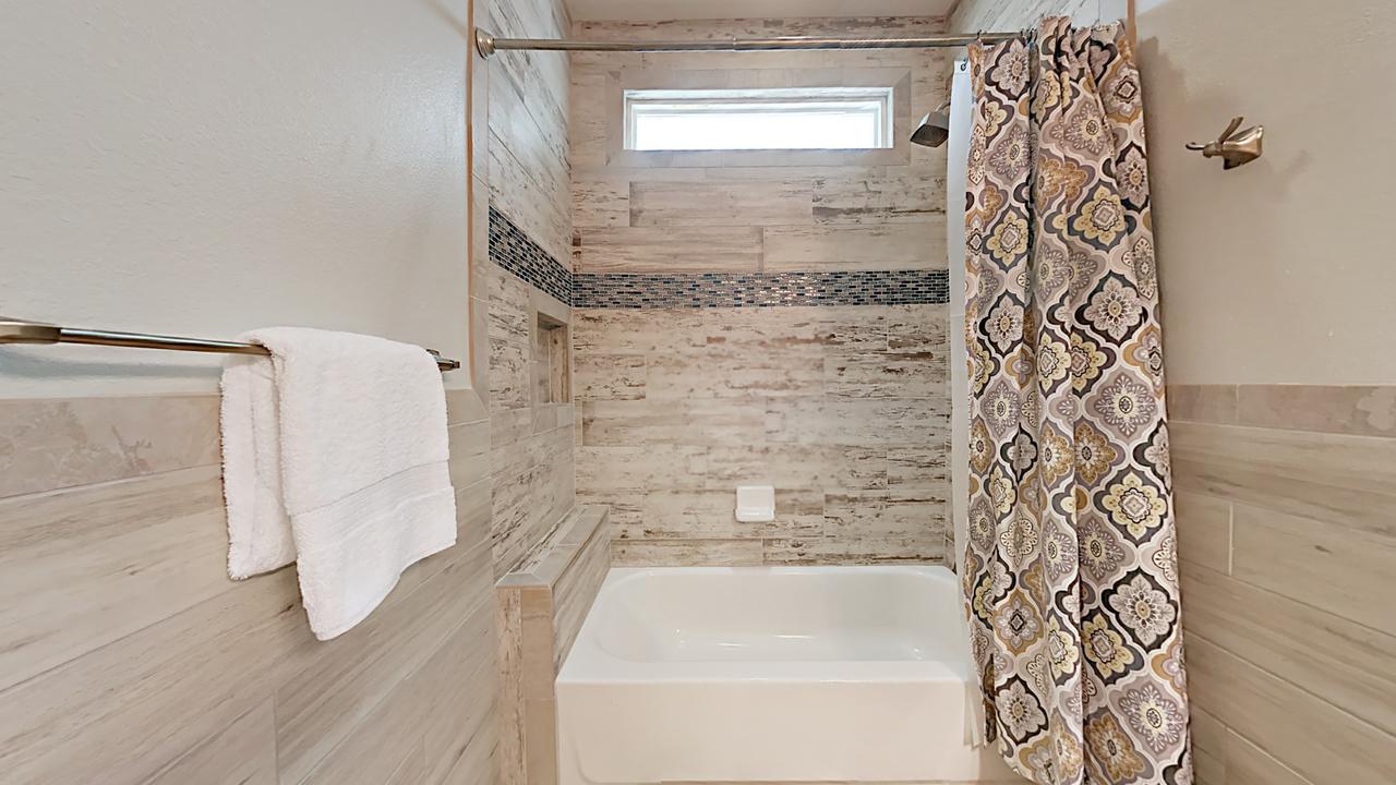 660 Sandpiper Cir Home - thumb 9