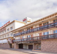 Ramada by Wyndham Elko Hotel at Stockmen's Casino - Accommodation Seattle