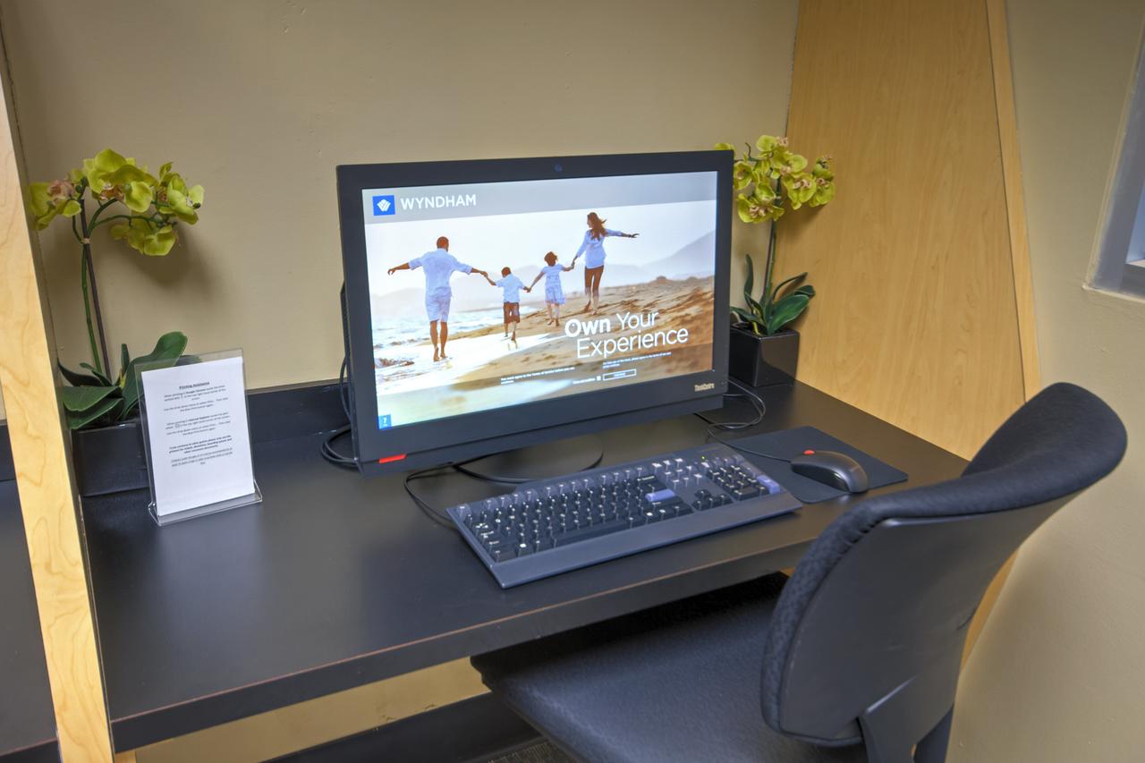 Wyndham Skyline Tower - thumb 21