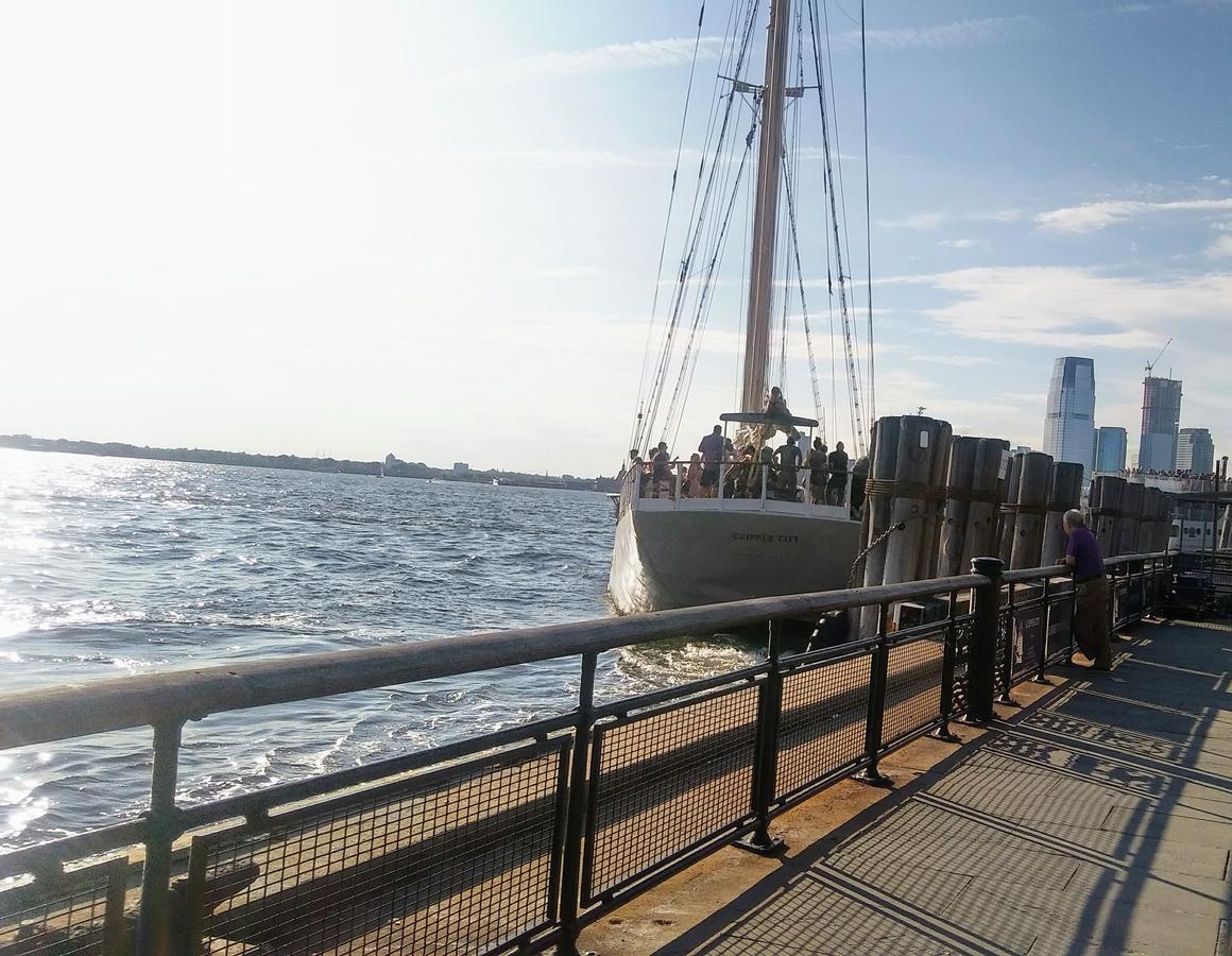 10 Minutes To World Trade Center - thumb 1