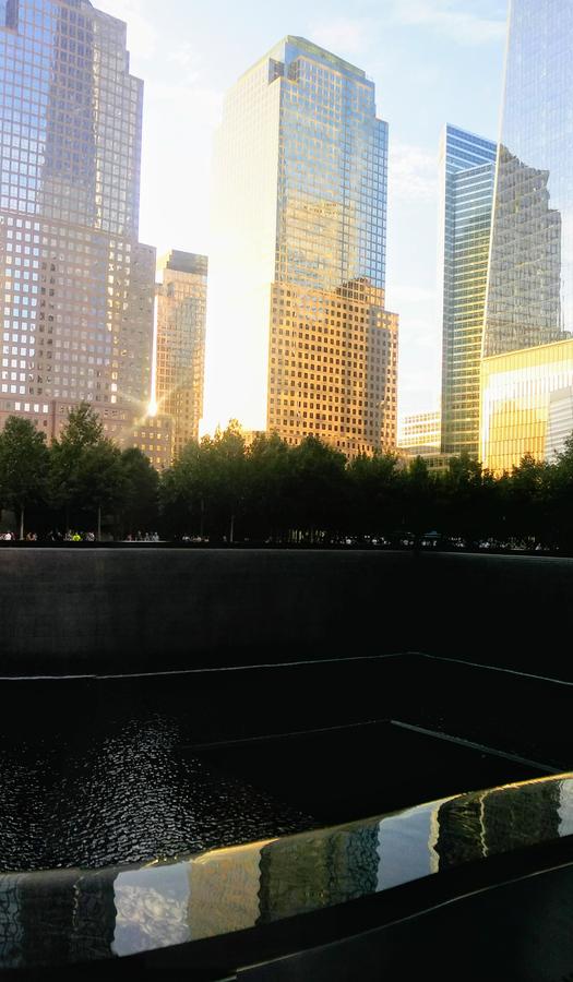 10 Minutes To World Trade Center - thumb 2