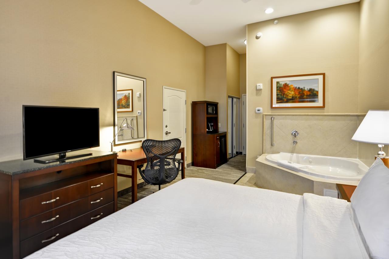 Hilton Garden Inn Riverhead - thumb 18