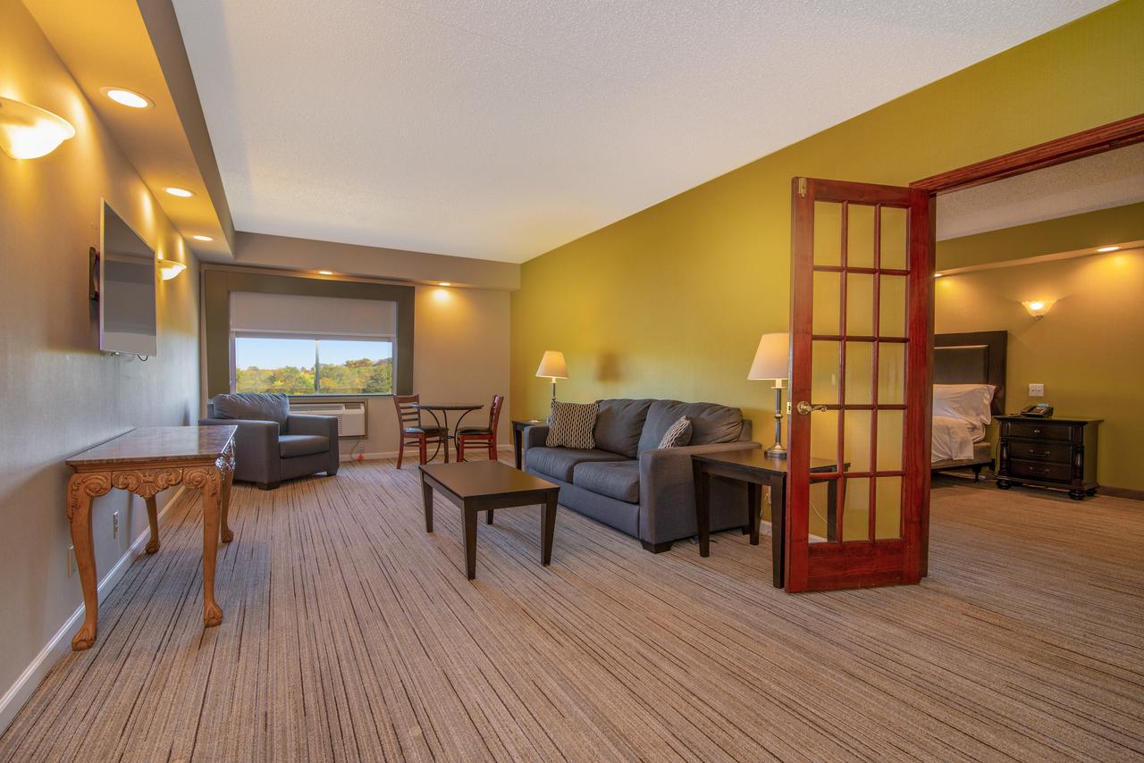 Holiday Inn Express Stony Brook-Long Island - thumb 11