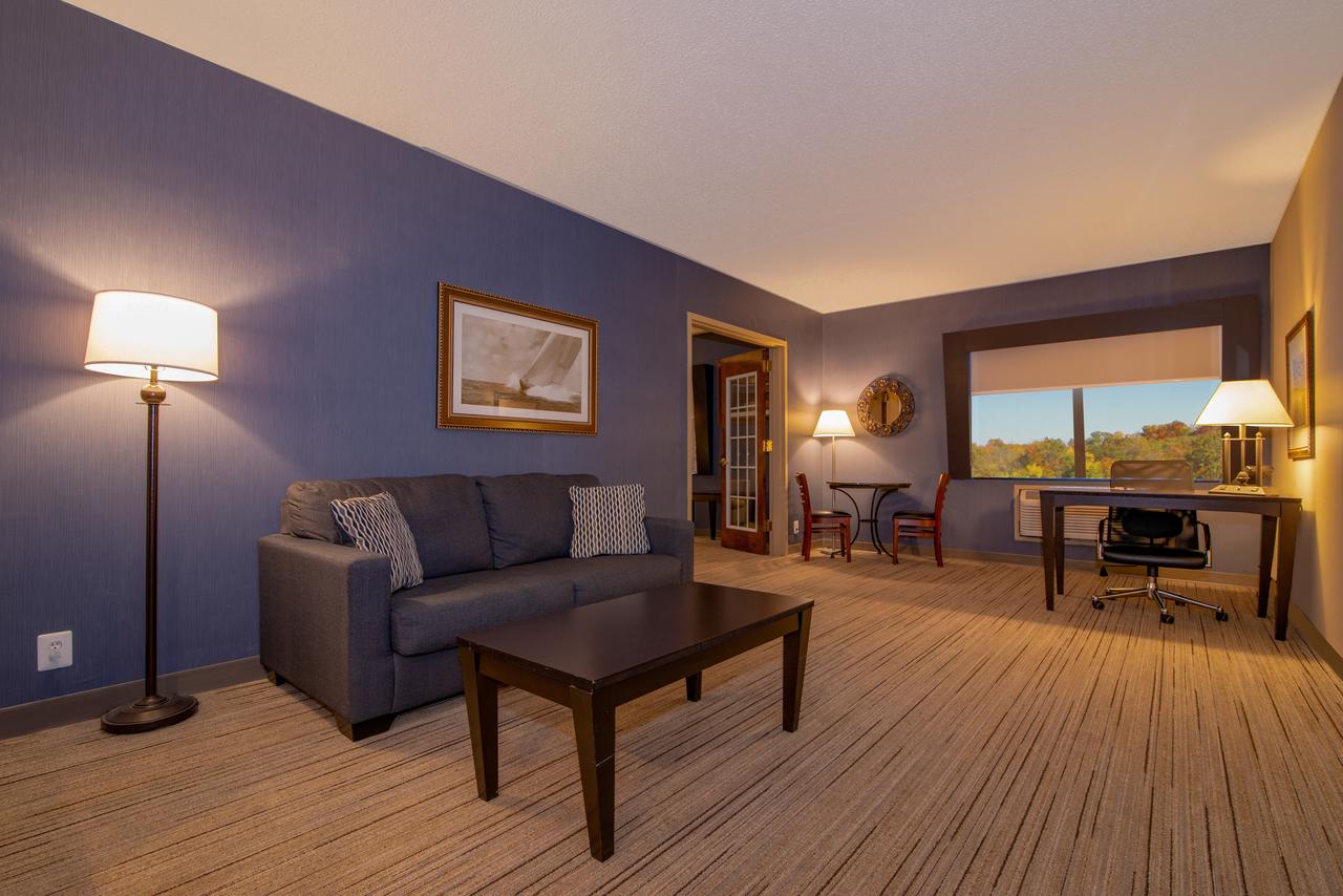 Holiday Inn Express Stony Brook-Long Island - thumb 16