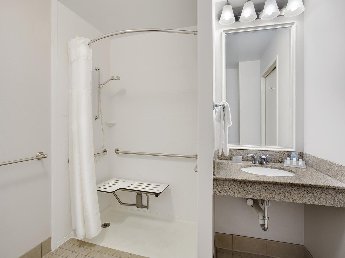 Hilton Garden Inn Saratoga Springs - thumb 16