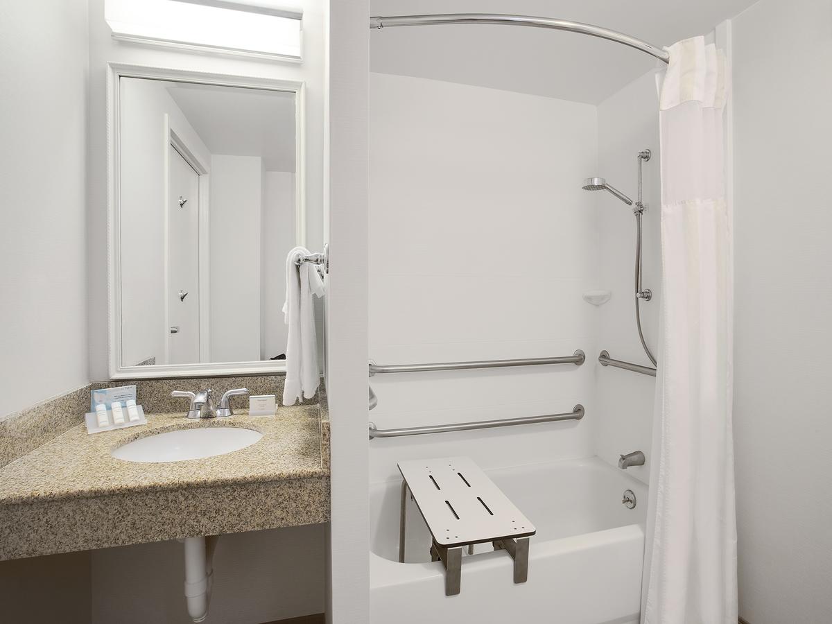 Hilton Garden Inn Saratoga Springs - thumb 18