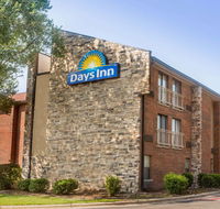 Days Inn by Wyndham Raleigh-Airport-Research Triangle Park - Accommodation Seattle