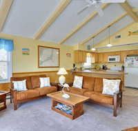 7055 - Henrys Hut - Accommodation Seattle