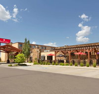 Ramada by Wyndham Fargo - Accommodation Seattle