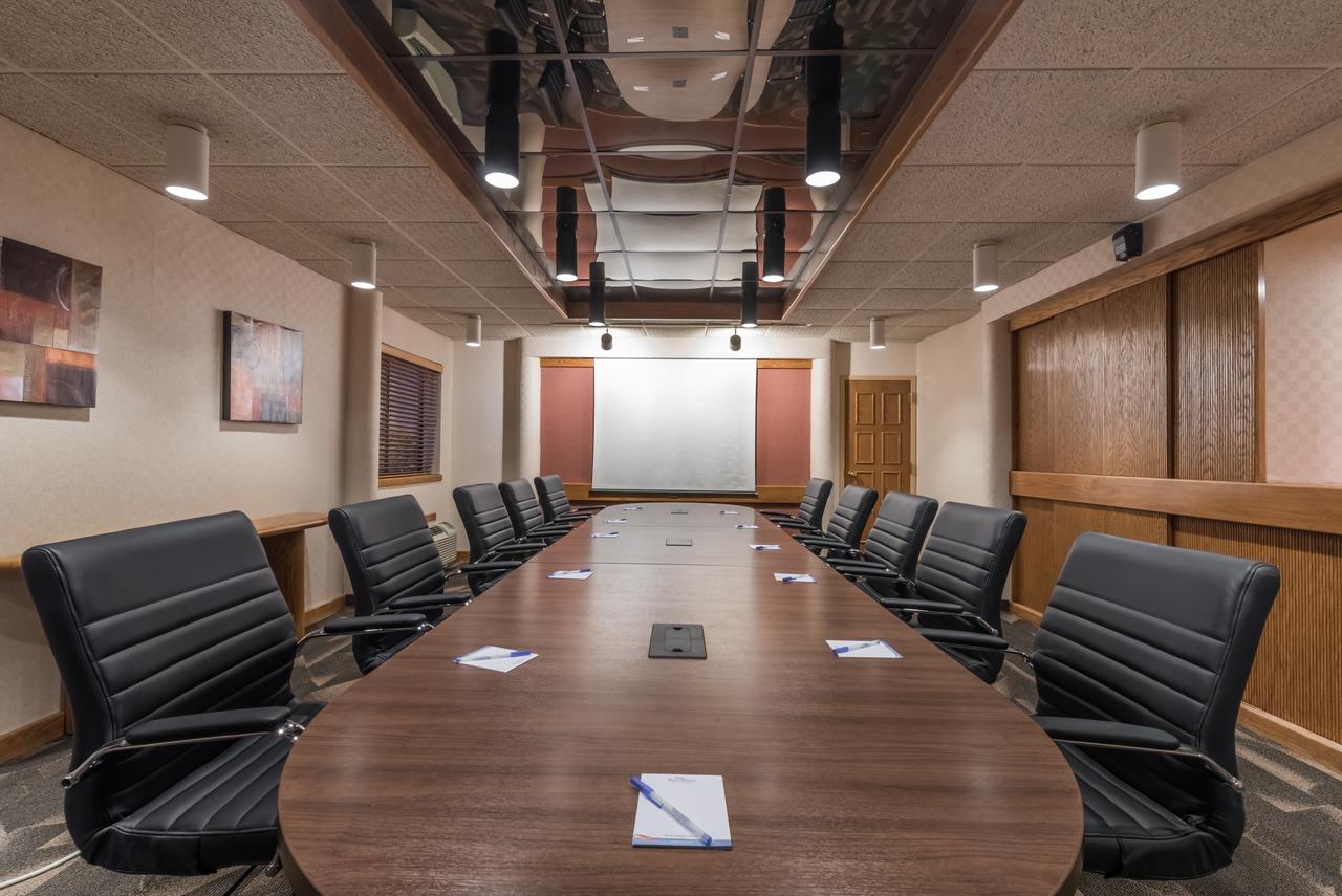 Ramada By Wyndham Fargo - thumb 13