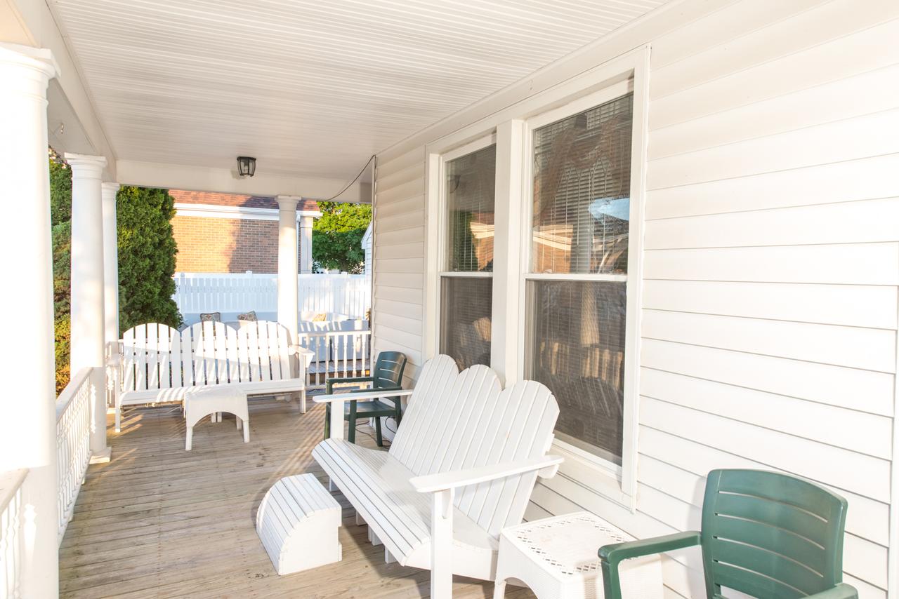 OurGuest Inn & Suites Downtown Port Clinton - thumb 4