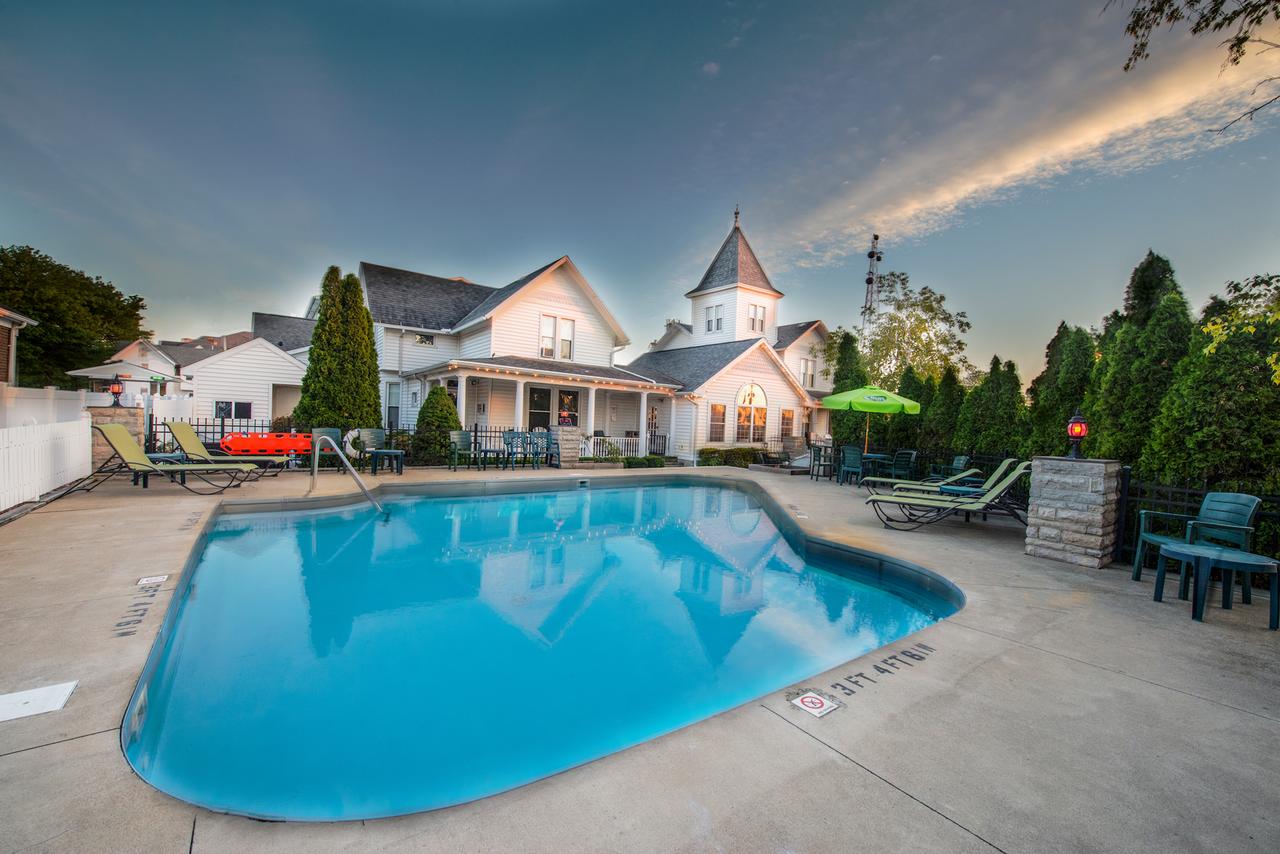 OurGuest Inn & Suites Downtown Port Clinton - thumb 0