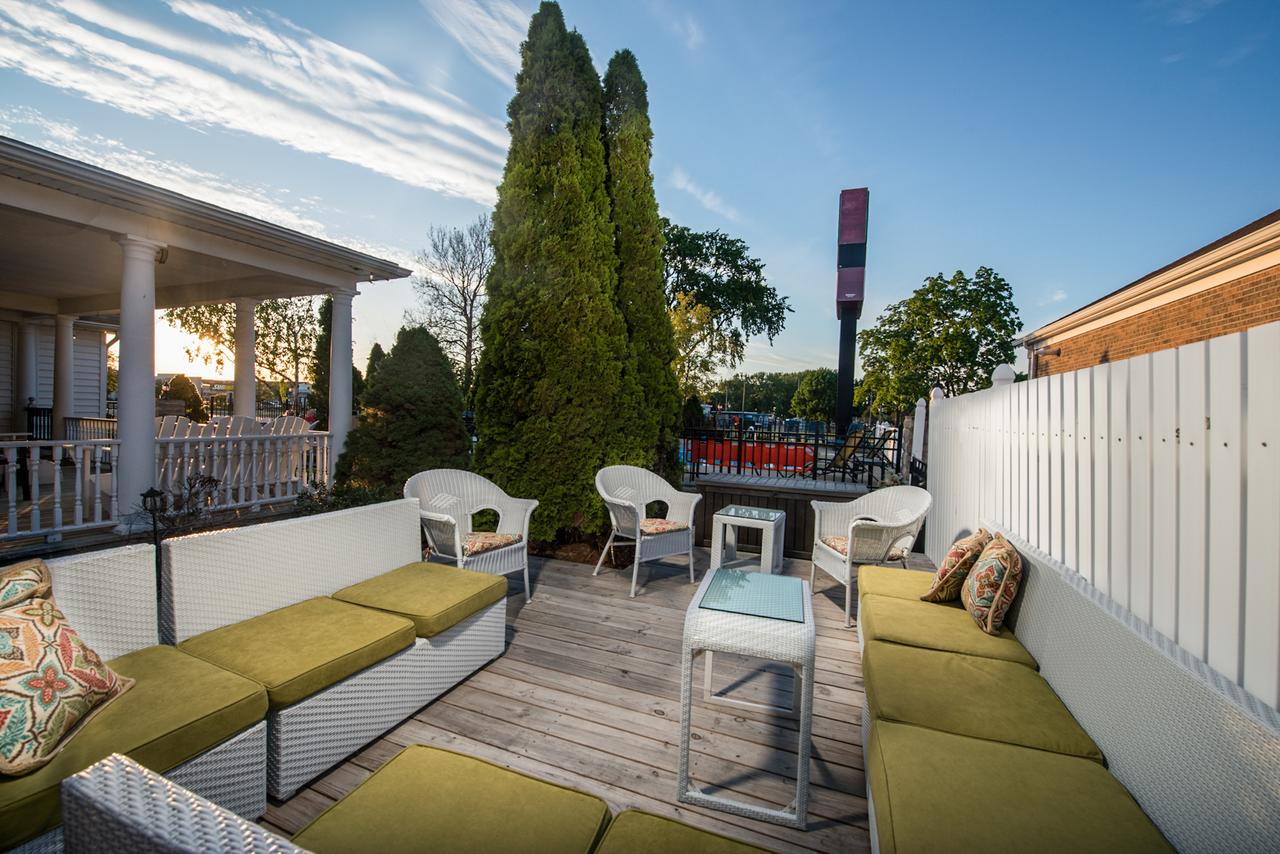 OurGuest Inn & Suites Downtown Port Clinton - thumb 5