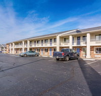 Motel 6 Youngstown - Accommodation Seattle