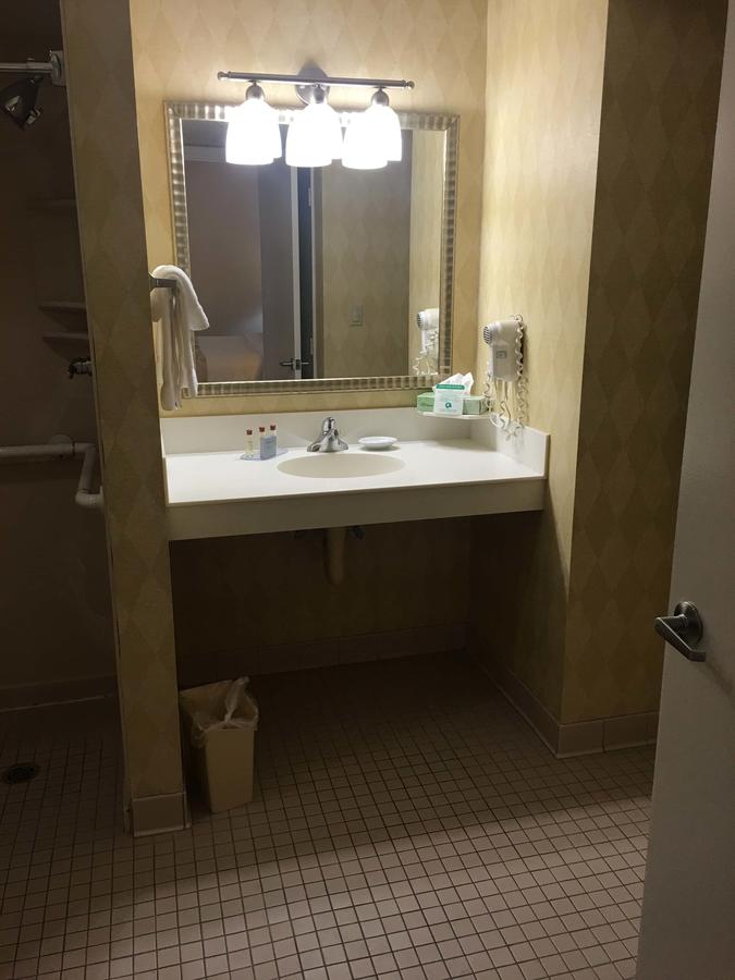 StayPlace Suites - Akron/Copley Township - West - thumb 24