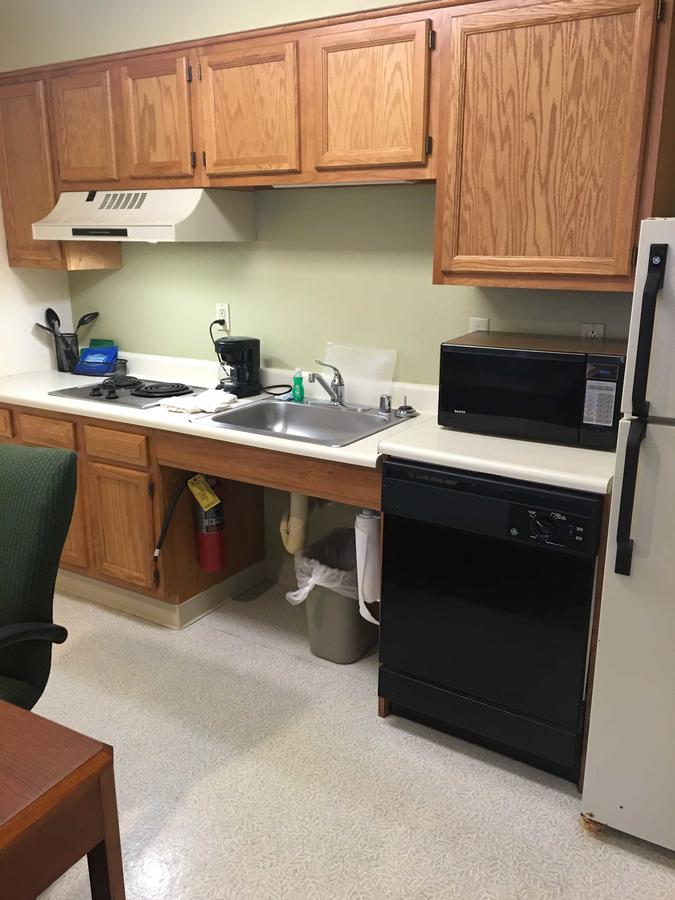 StayPlace Suites - Akron/Copley Township - West - thumb 23