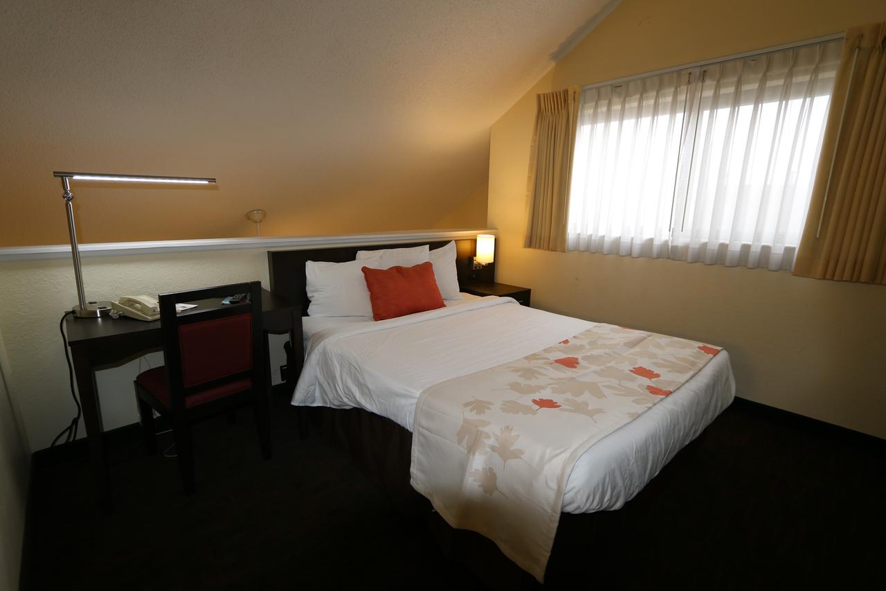 StayPlace Suites - Akron/Copley Township - West - thumb 9