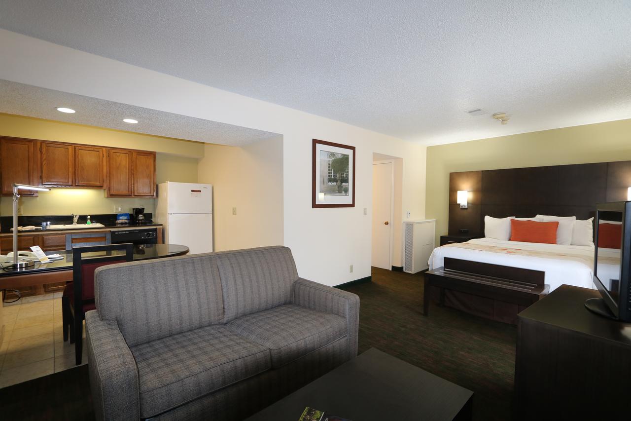 StayPlace Suites - Akron/Copley Township - West - thumb 8