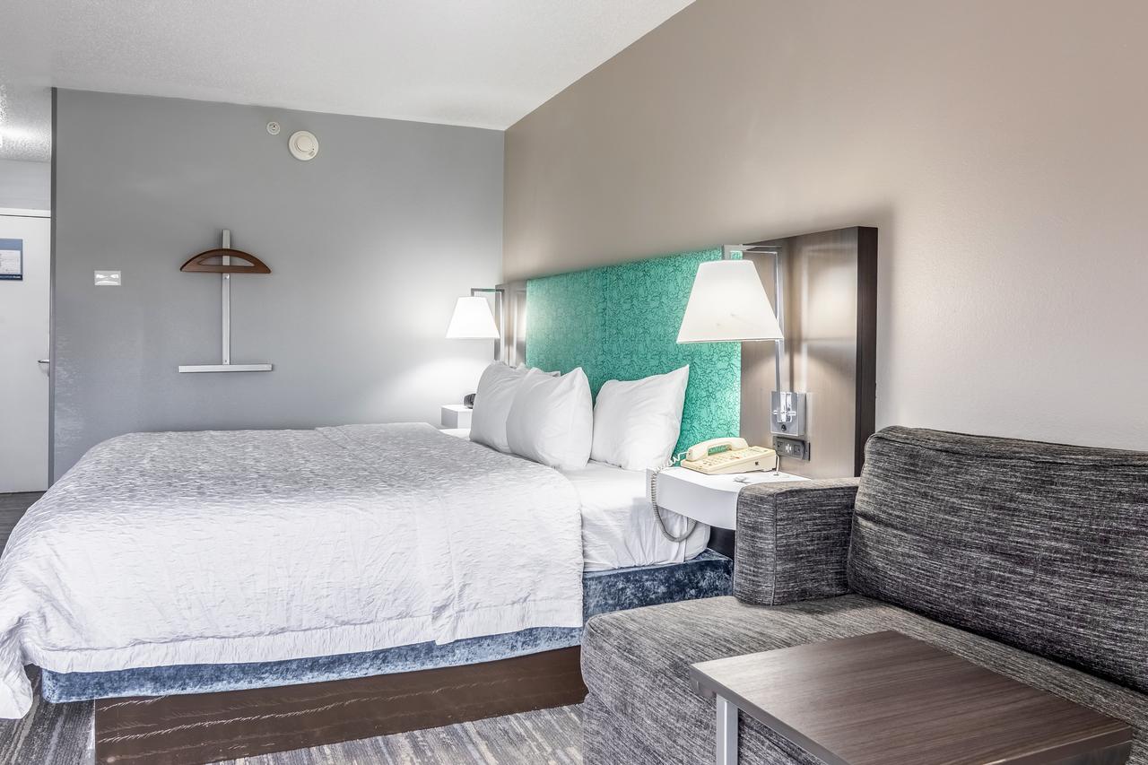 Hampton Inn Youngstown-North - thumb 3