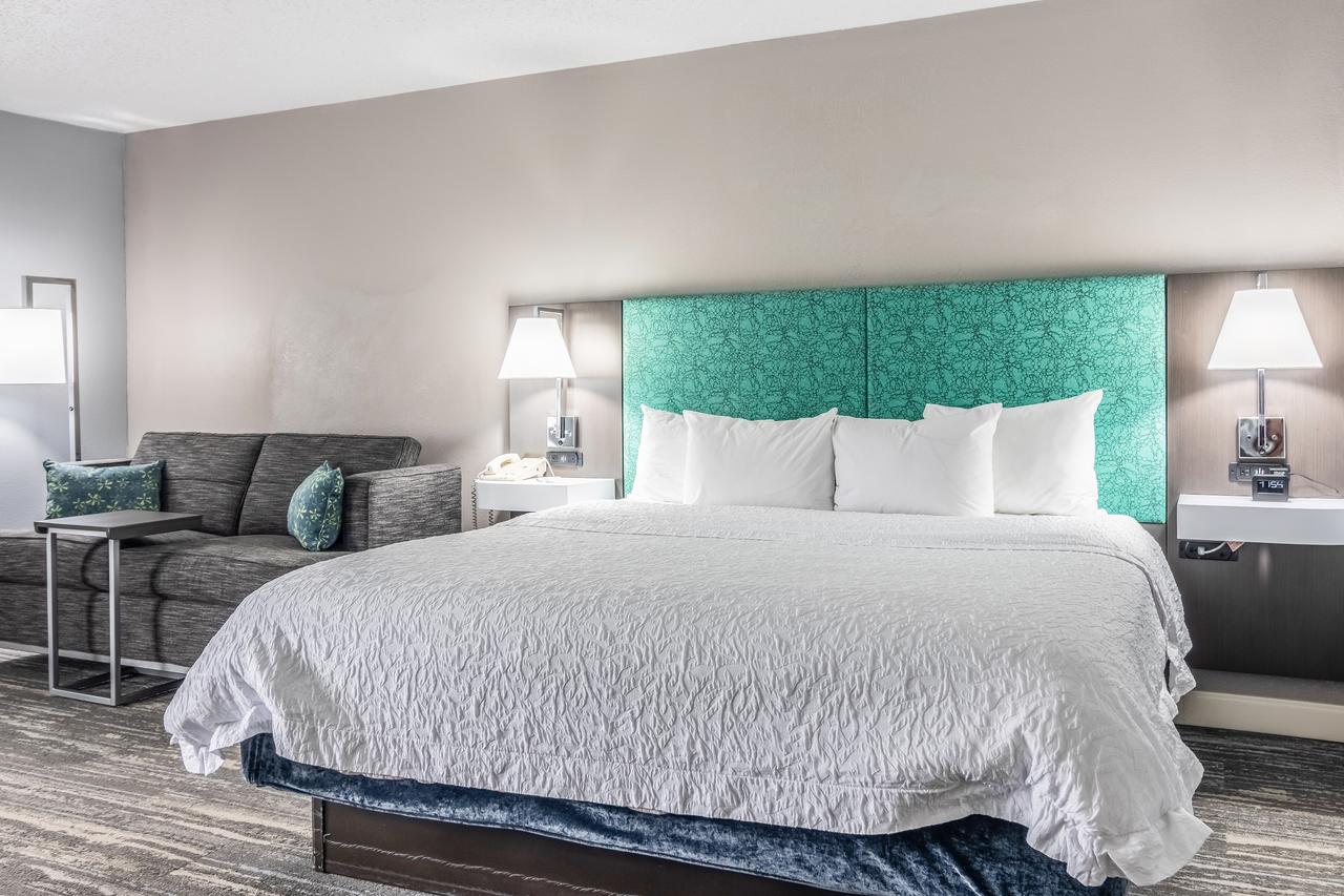 Hampton Inn Youngstown-North - thumb 0