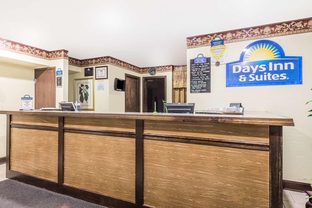 Days Inn & Suites By Wyndham Youngstown / Girard Ohio - thumb 13