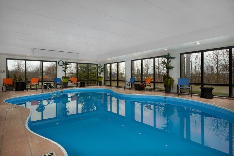 Hampton Inn Youngstown West - thumb 12