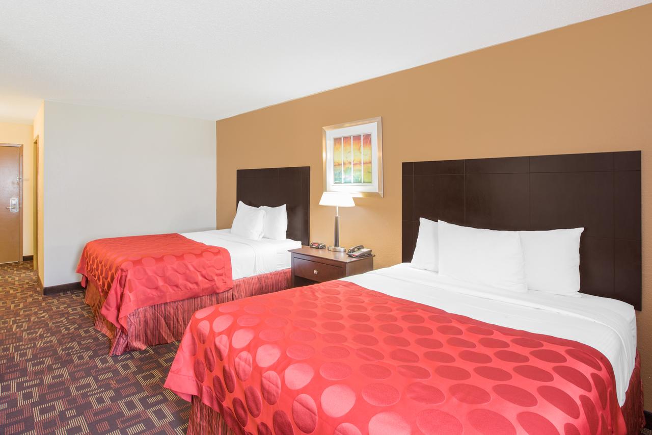 Ramada By Wyndham Tulsa - thumb 13