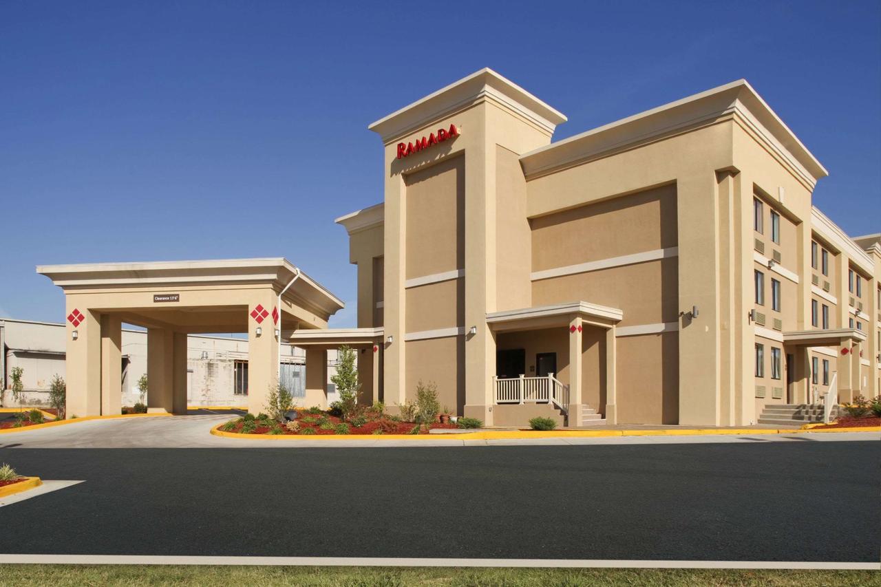 Ramada By Wyndham Tulsa - thumb 37