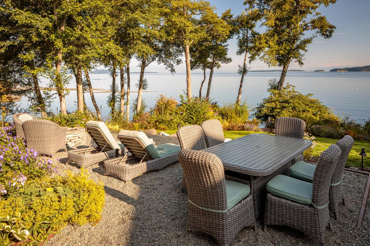 Orcas Beach Cottage - thumb 0