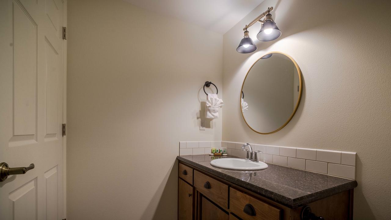 Eagle Cap Chalets - thumb 19