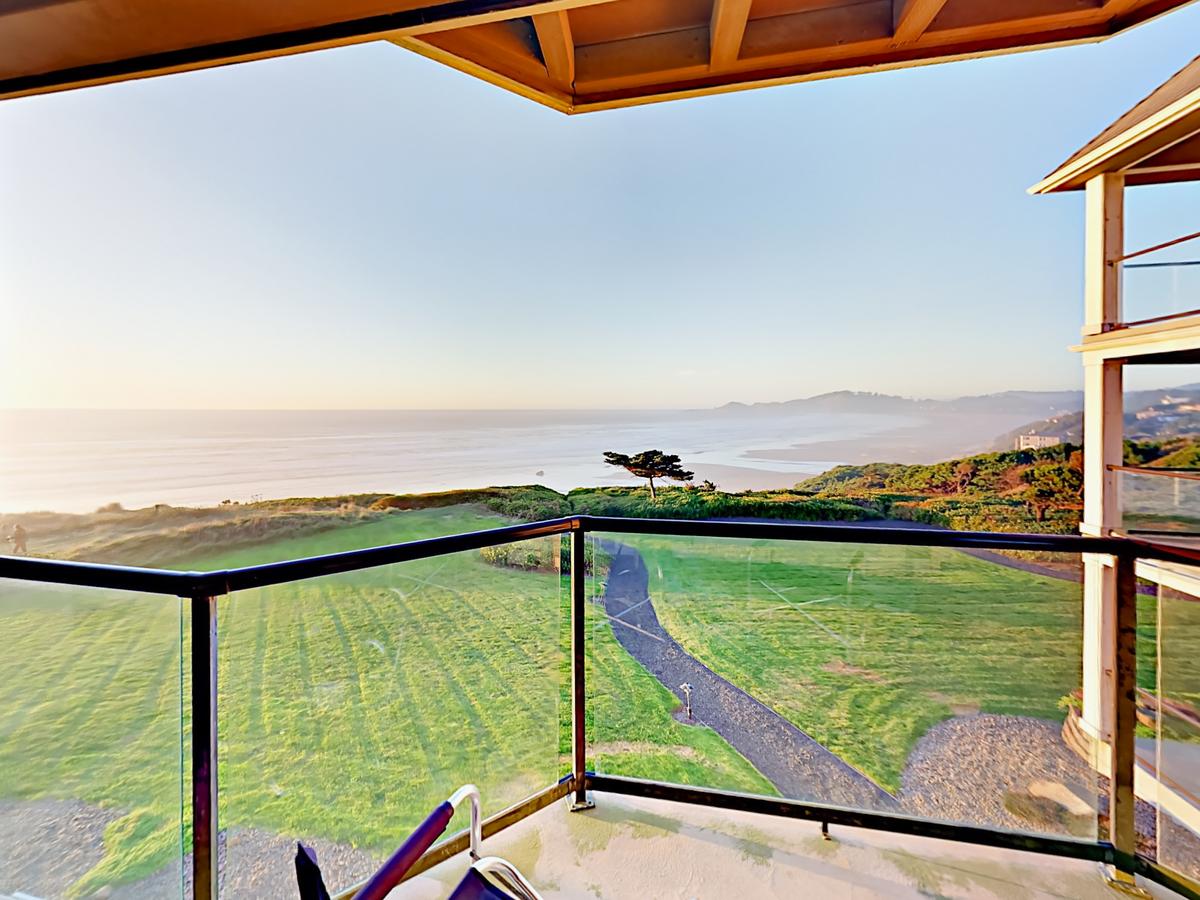 1125 NW Spring St Condo Unit A-203 - thumb 1