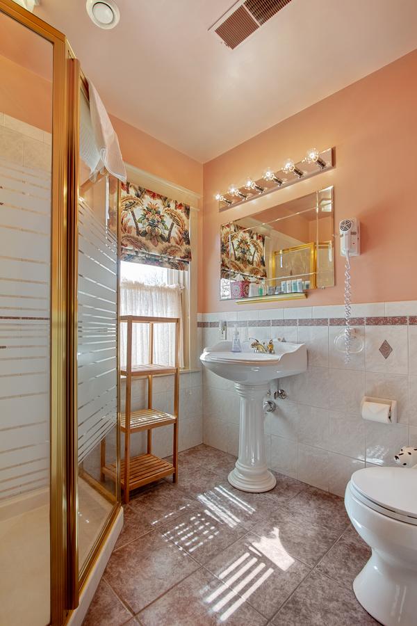 After Eight Bed And Breakfast - thumb 12