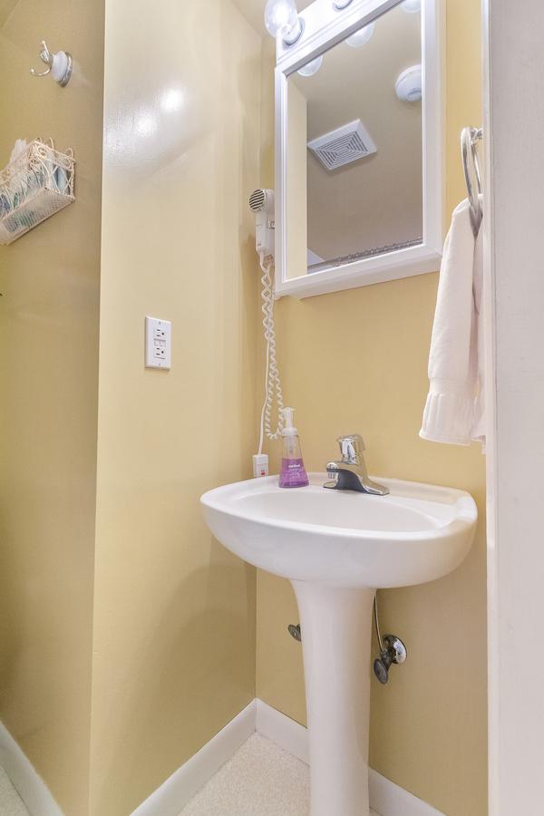 After Eight Bed And Breakfast - thumb 42