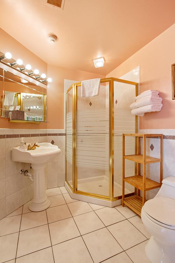 After Eight Bed And Breakfast - thumb 17