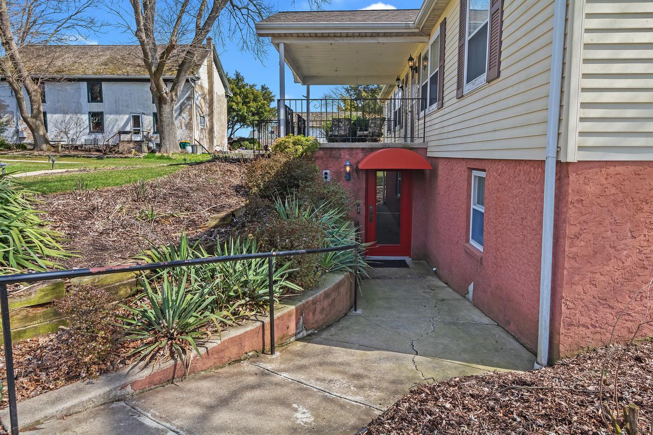 After Eight Bed And Breakfast - thumb 5