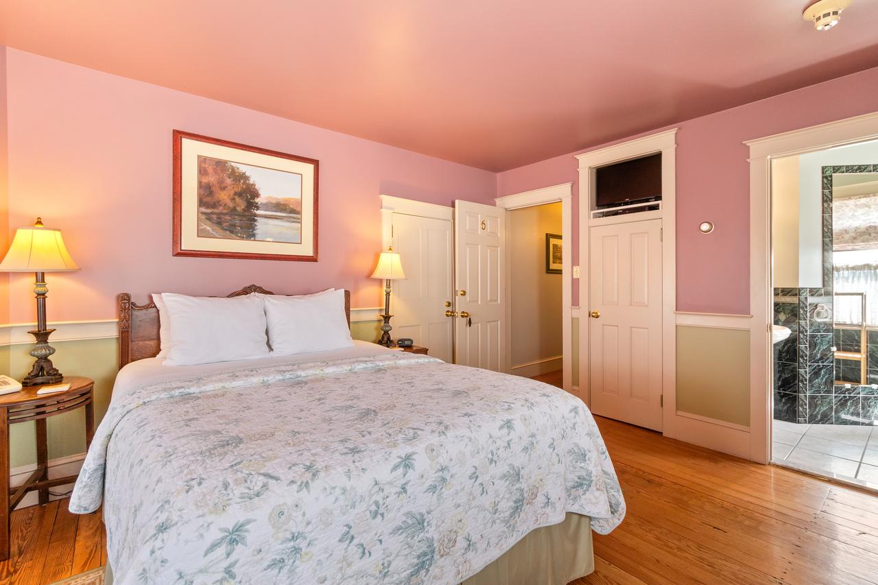 After Eight Bed And Breakfast - thumb 29