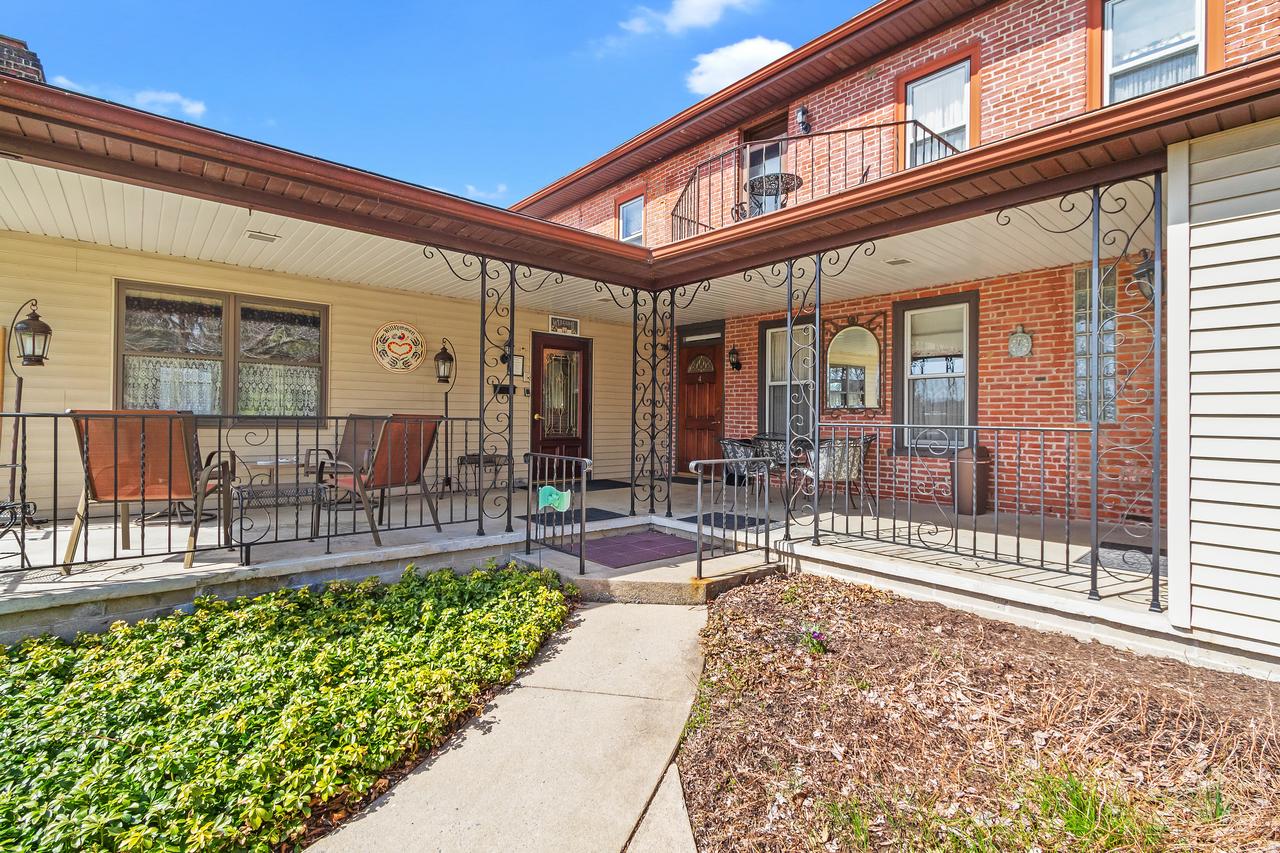 After Eight Bed And Breakfast - thumb 2