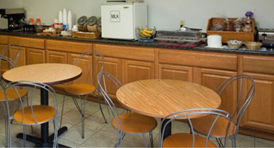 Eastbrook Inn - thumb 13