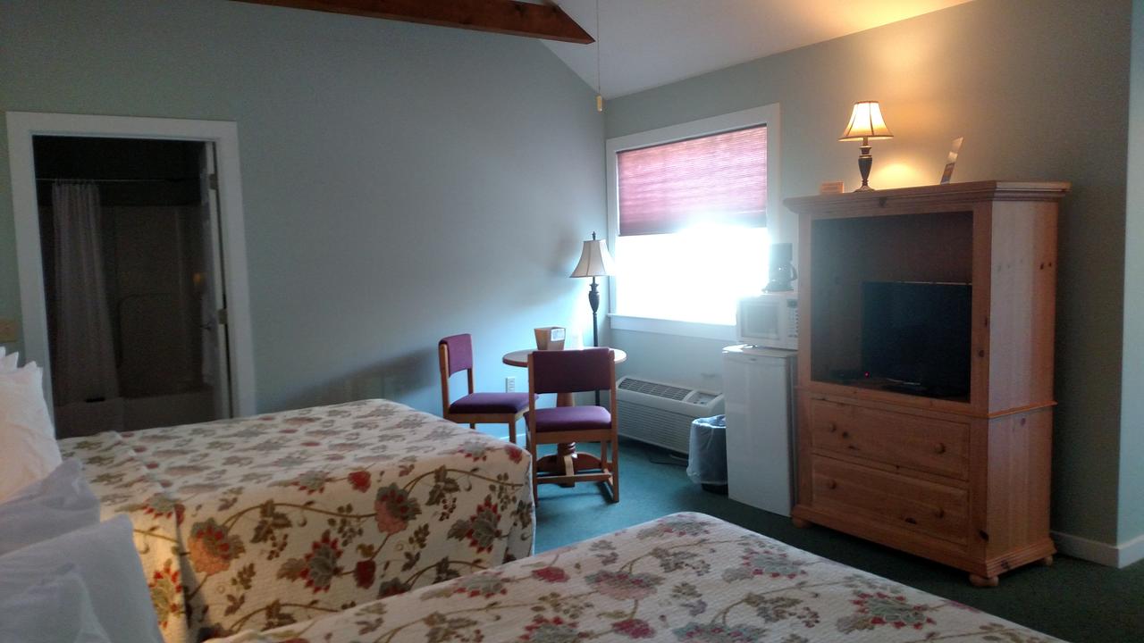 Spruce Lane Lodge And Cottages - thumb 9