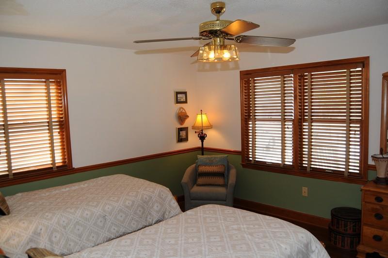 Gray House At Pawleys - thumb 13