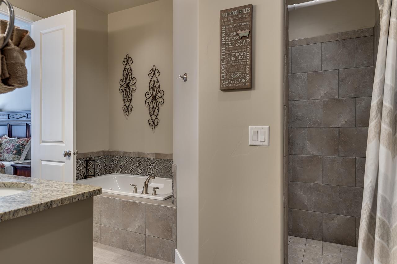 Red Coral Inn At Coral Ridge - thumb 14