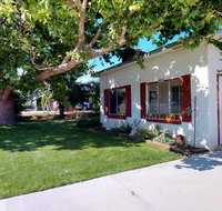 Cowboy Camp Home with Hot Tub - Accommodation Seattle