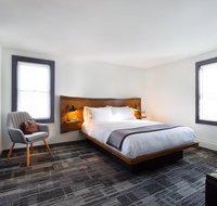 Main and Mountain - Accommodation Seattle