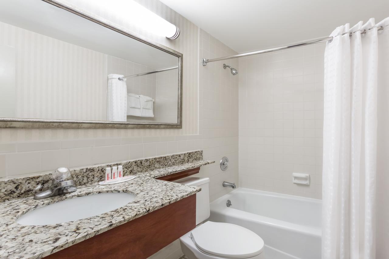 Days Inn By Wyndham Williamsburg Historic Area - thumb 14