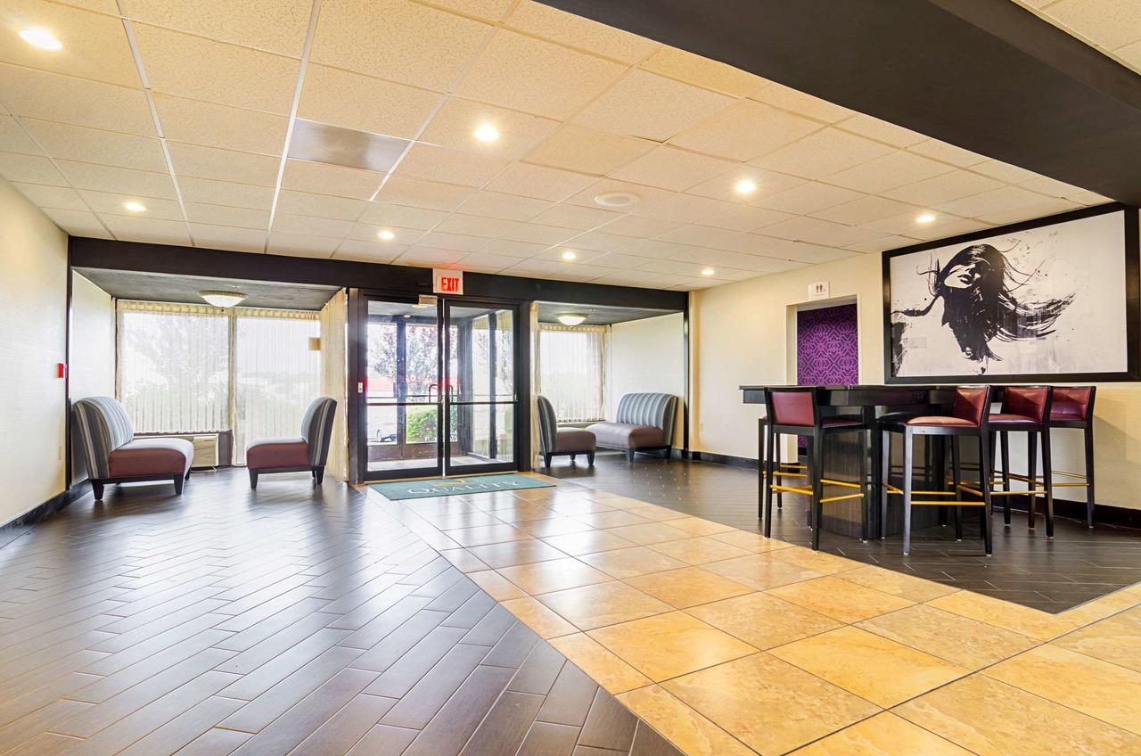 Quality Inn West End - thumb 24