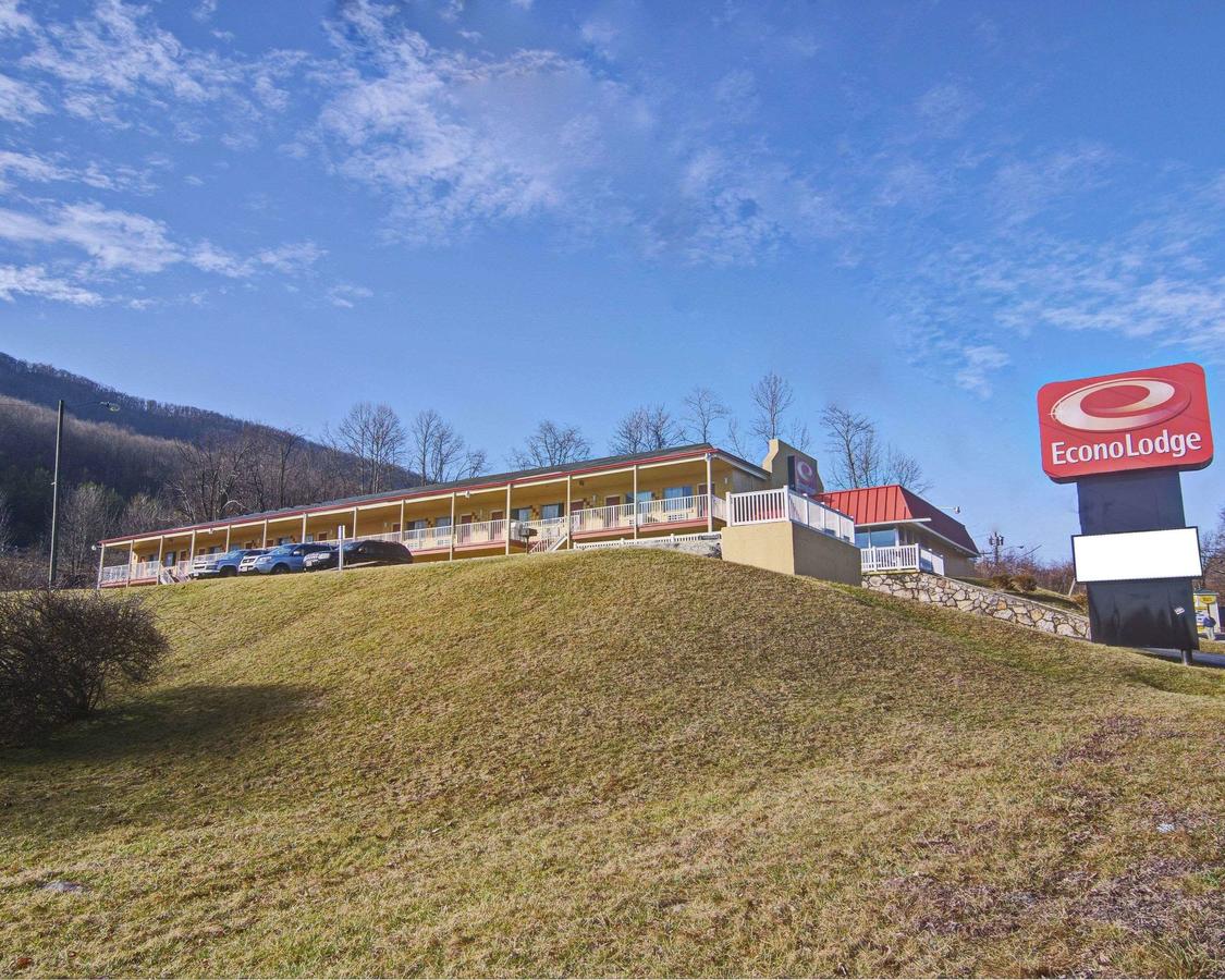 Econo Lodge Near Bluefield College - thumb 0